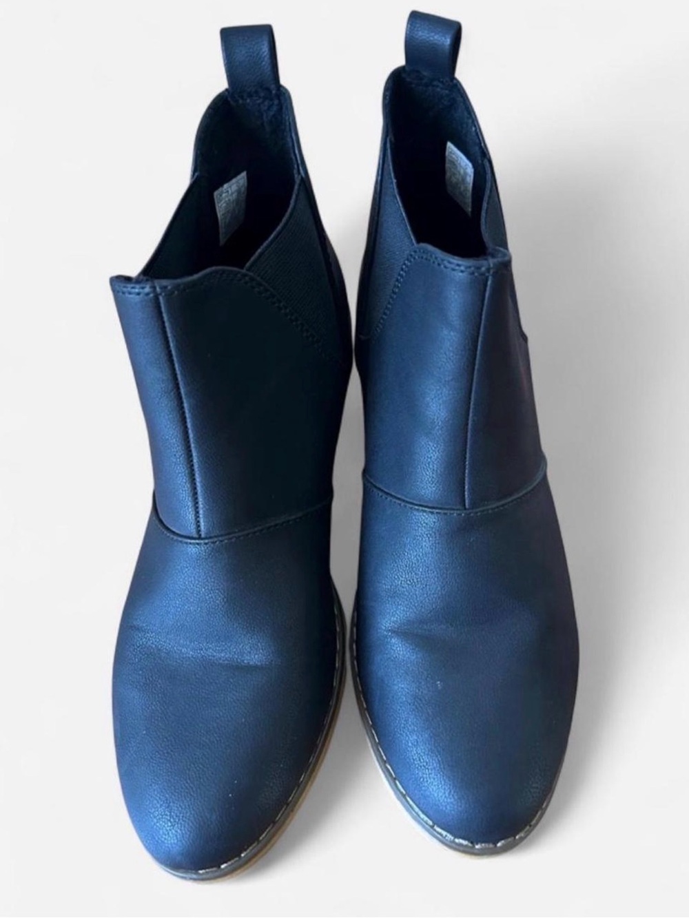 Women’s Chelsea Black Leather Ankle Boots